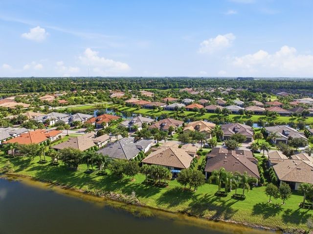 4348 Beauty Leaf Circle, Vero Beach, FL 32967