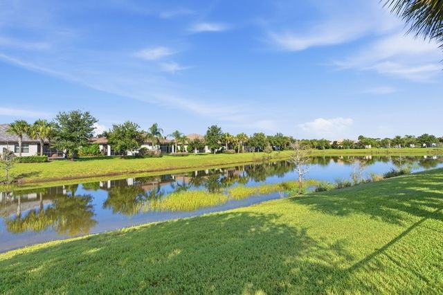 4348 Beauty Leaf Circle, Vero Beach, FL 32967