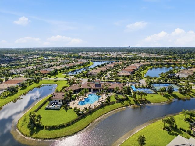 4348 Beauty Leaf Circle, Vero Beach, FL 32967