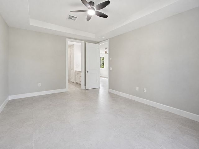 4348 Beauty Leaf Circle, Vero Beach, FL 32967