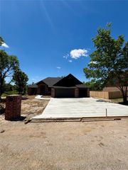 11960 N 193rd Avenue E, Collinsville, OK 74021