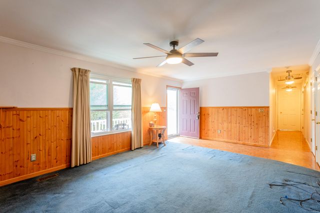 1092 Harvest Knoll Lane, Soddy Daisy, TN 37379