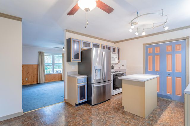 1092 Harvest Knoll Lane, Soddy Daisy, TN 37379
