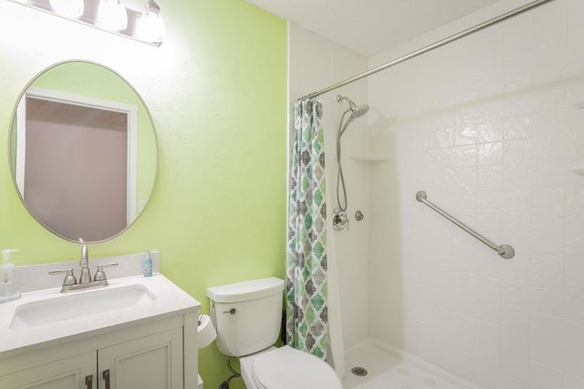 1092 Harvest Knoll Lane, Soddy Daisy, TN 37379