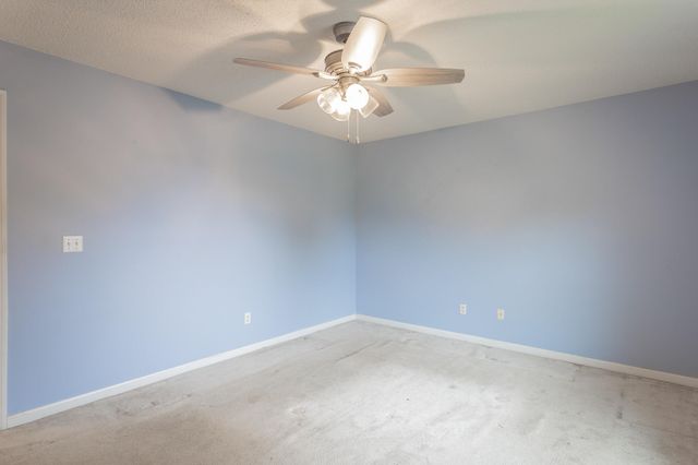 1092 Harvest Knoll Lane, Soddy Daisy, TN 37379