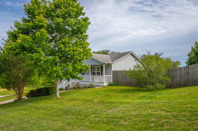 1092 Harvest Knoll Lane, Soddy Daisy, TN 37379