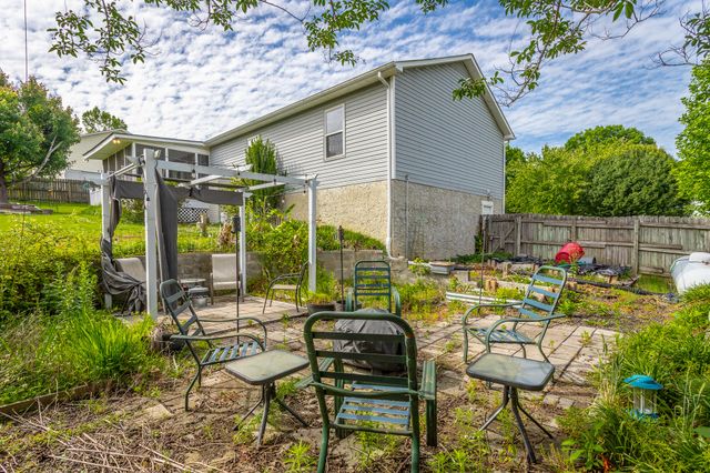 1092 Harvest Knoll Lane, Soddy Daisy, TN 37379