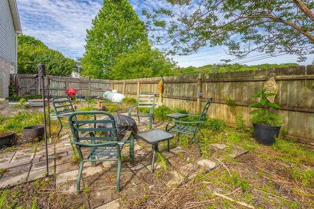 1092 Harvest Knoll Lane, Soddy Daisy, TN 37379