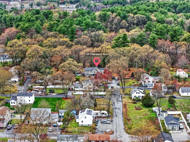 54 Oakwood Ave, Billerica, MA 01821