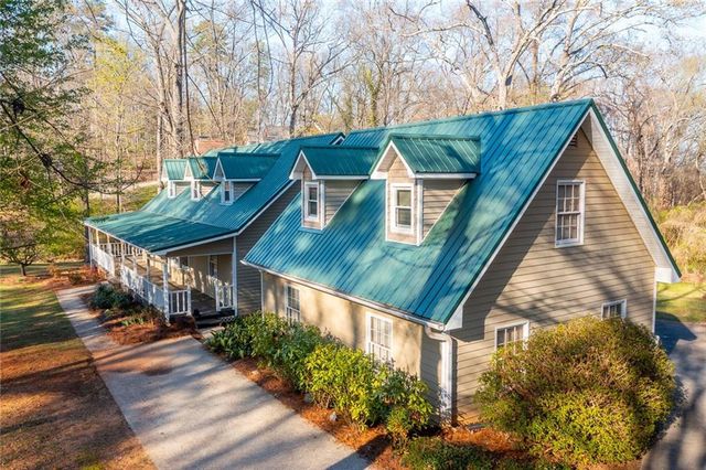 35 Blackfoot Trail SW, Cartersville, GA 30120