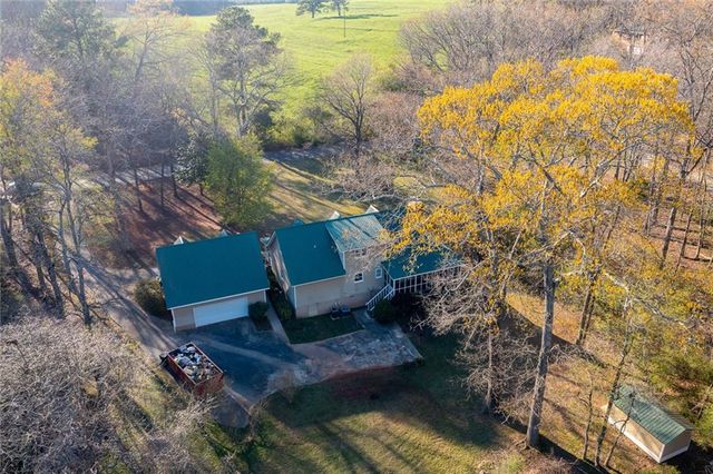 35 Blackfoot Trail SW, Cartersville, GA 30120