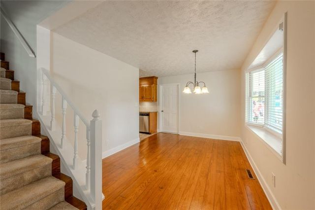 35 Blackfoot Trail SW, Cartersville, GA 30120