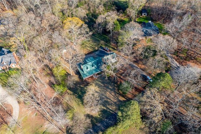 35 Blackfoot Trail SW, Cartersville, GA 30120