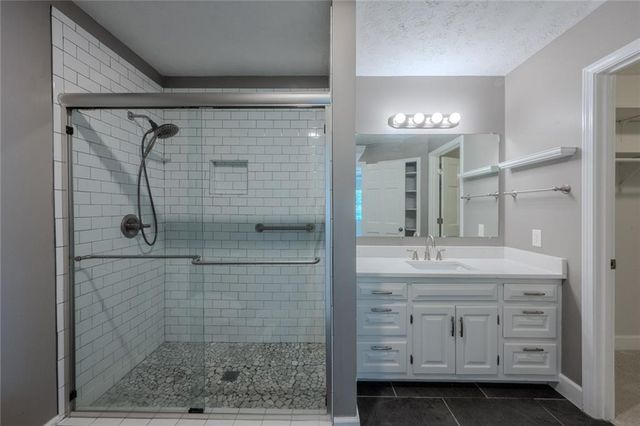 35 Blackfoot Trail SW, Cartersville, GA 30120