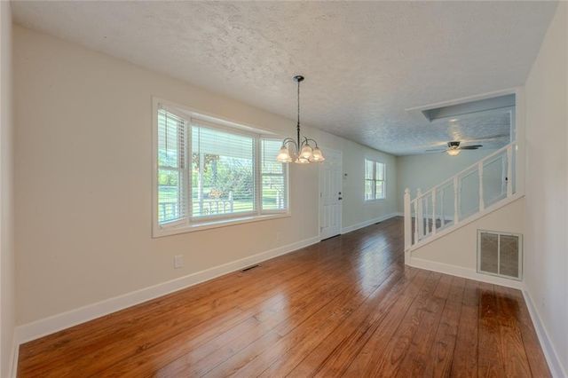 35 Blackfoot Trail SW, Cartersville, GA 30120