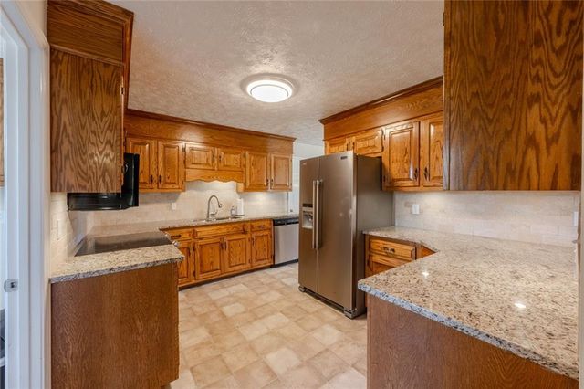 35 Blackfoot Trail SW, Cartersville, GA 30120