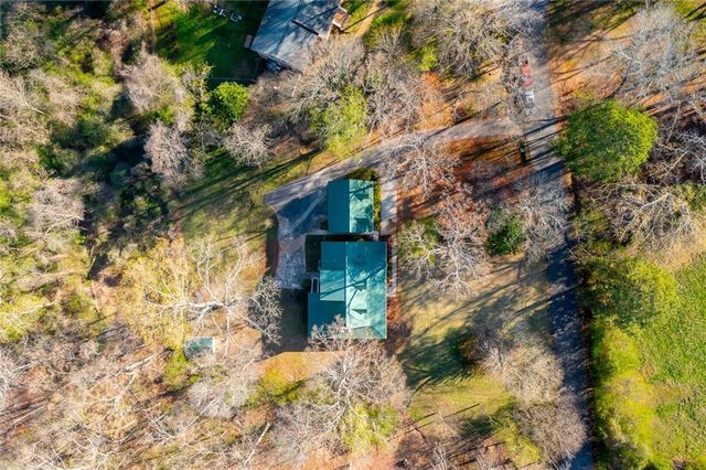 35 Blackfoot Trail SW, Cartersville, GA 30120