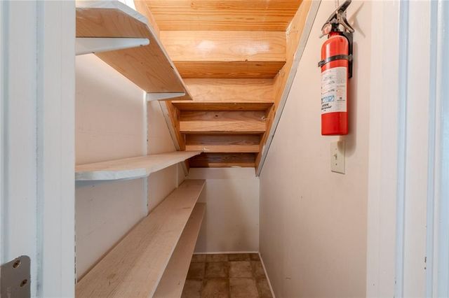 35 Blackfoot Trail SW, Cartersville, GA 30120