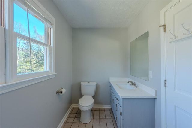 35 Blackfoot Trail SW, Cartersville, GA 30120