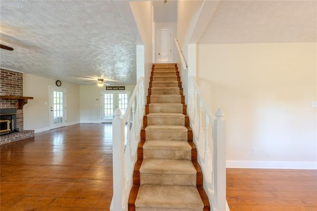 35 Blackfoot Trail SW, Cartersville, GA 30120