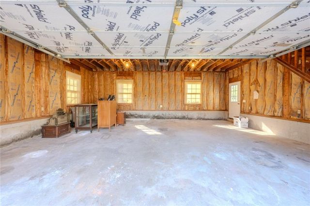 35 Blackfoot Trail SW, Cartersville, GA 30120