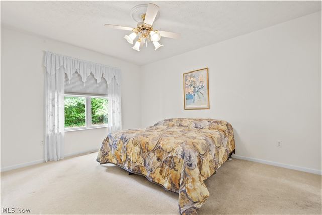 1990 Buckingham Drive, Avon, OH 44011