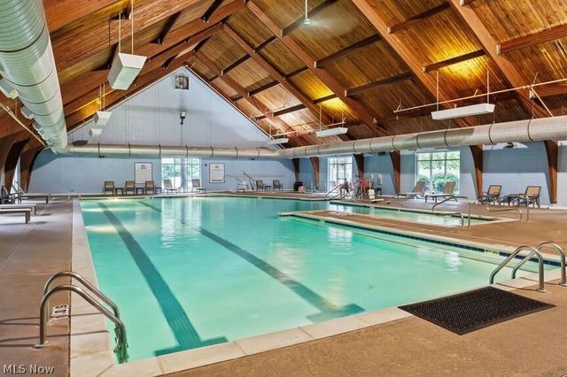 1990 Buckingham Drive, Avon, OH 44011