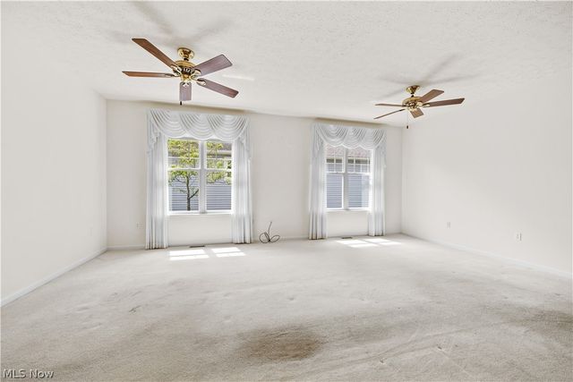 1990 Buckingham Drive, Avon, OH 44011