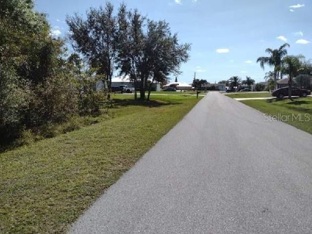 2454 DORSEY STREET, Punta Gorda, FL 33983
