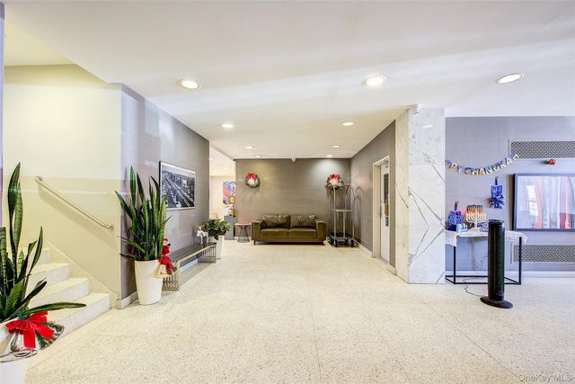 107-40 Queens Boulevard 4M, Forest Hills, NY 11375