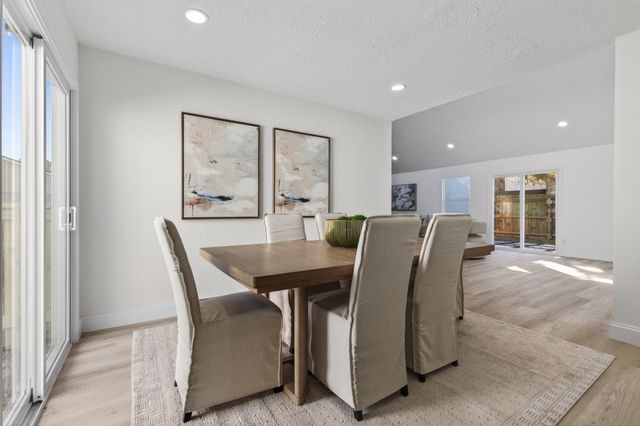 6207 Rollingbrook Drive, Houston, TX 77096