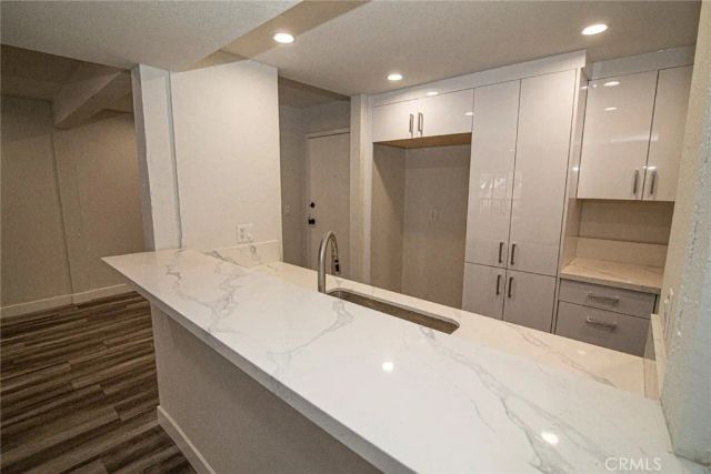 6275 Canoga Avenue 73, Woodland Hills, CA 91367