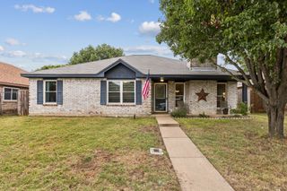 1019 Wayne Avenue, Duncanville, TX 75137