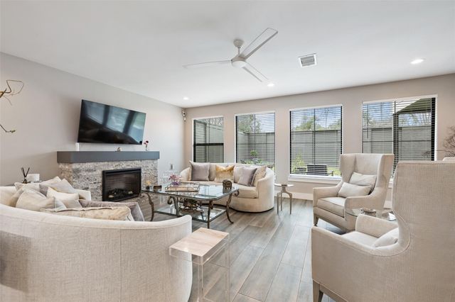 2928 Suffolk Drive, Houston, TX 77027