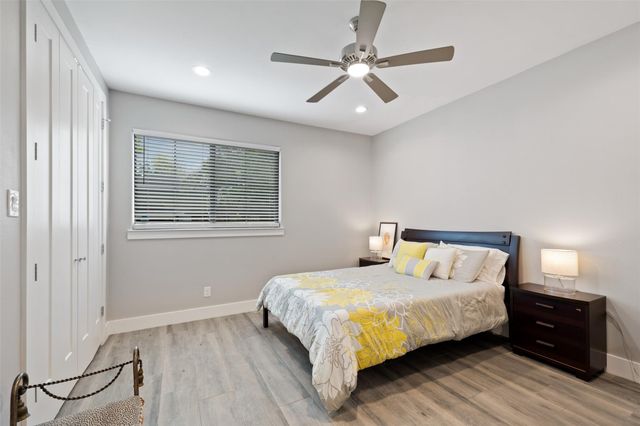 2928 Suffolk Drive, Houston, TX 77027