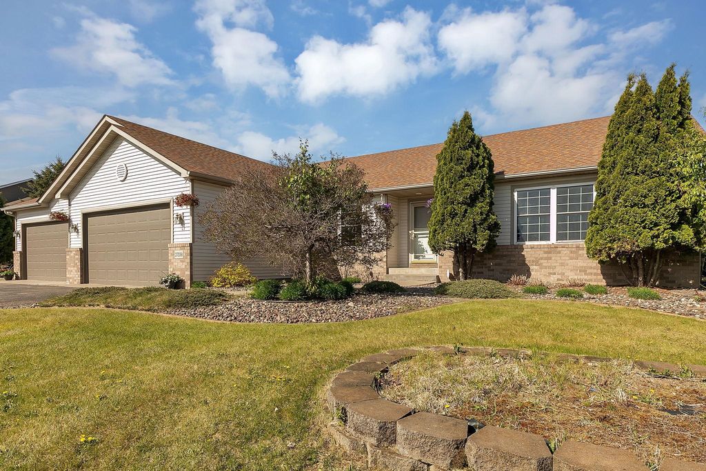 27338 110th Street NW, Zimmerman, MN 55398
