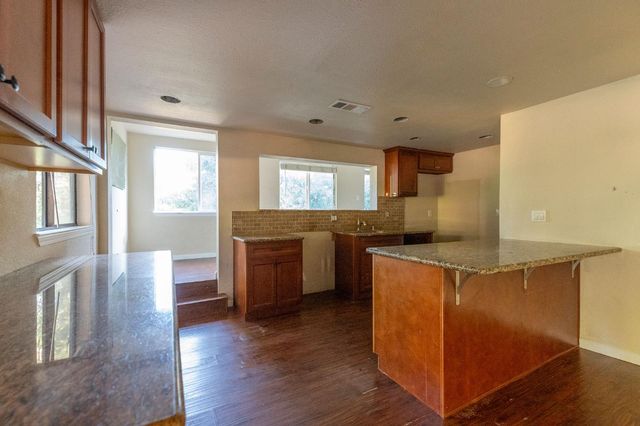 4466 Eight Mile Rd, Camino, CA 95709