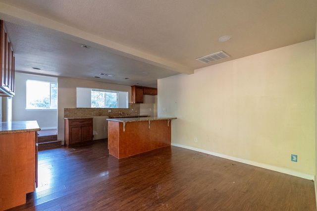4466 Eight Mile Rd, Camino, CA 95709