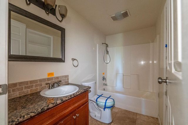 4466 Eight Mile Rd, Camino, CA 95709