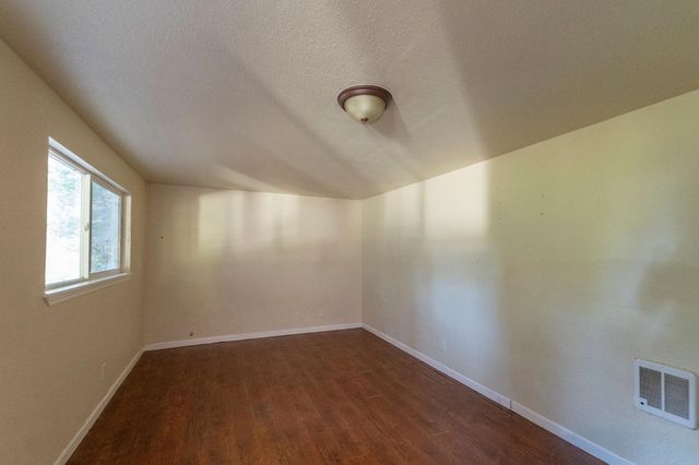 4466 Eight Mile Rd, Camino, CA 95709