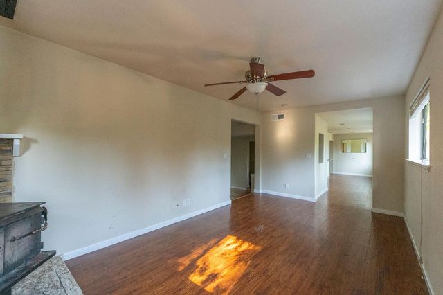 4466 Eight Mile Rd, Camino, CA 95709