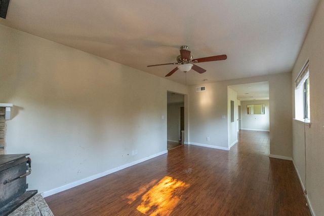 4466 Eight Mile Rd, Camino, CA 95709