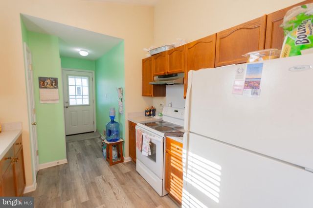 110 LIMITED DR, Ranson, WV 25438