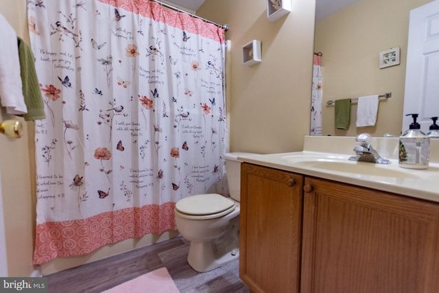 110 LIMITED DR, Ranson, WV 25438