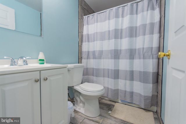 110 LIMITED DR, Ranson, WV 25438
