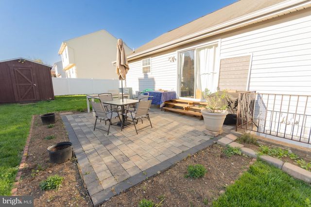 110 LIMITED DR, Ranson, WV 25438