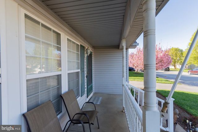 110 LIMITED DR, Ranson, WV 25438