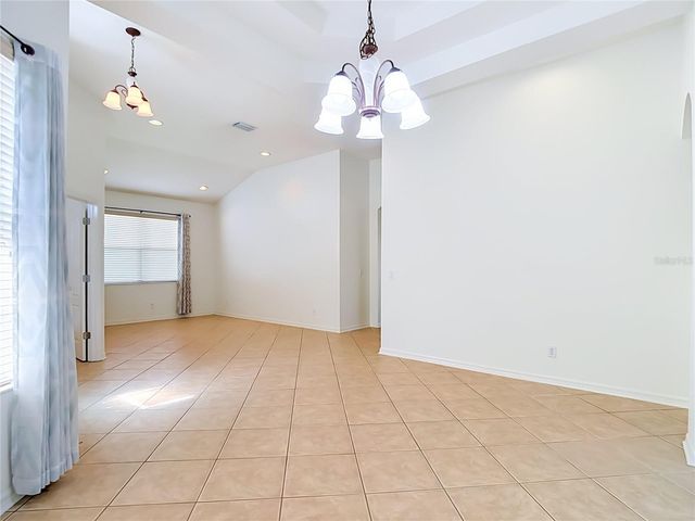 220 RONJA LANE, Valrico, FL 33594