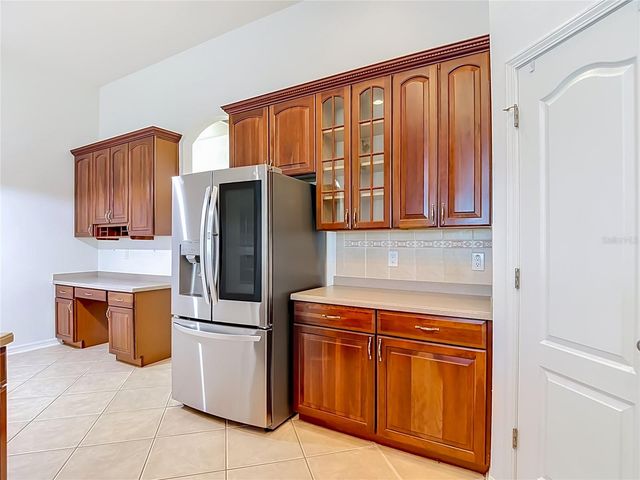 220 RONJA LANE, Valrico, FL 33594