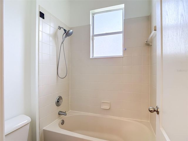 220 RONJA LANE, Valrico, FL 33594
